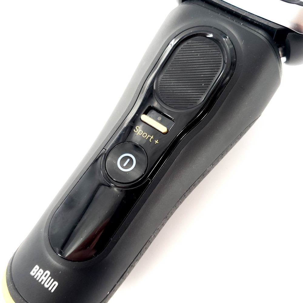 Braun Series 9 Sport Plus Type 5793 Electric Shaver Wet Dry No Head Tested - Picture 2 of 9